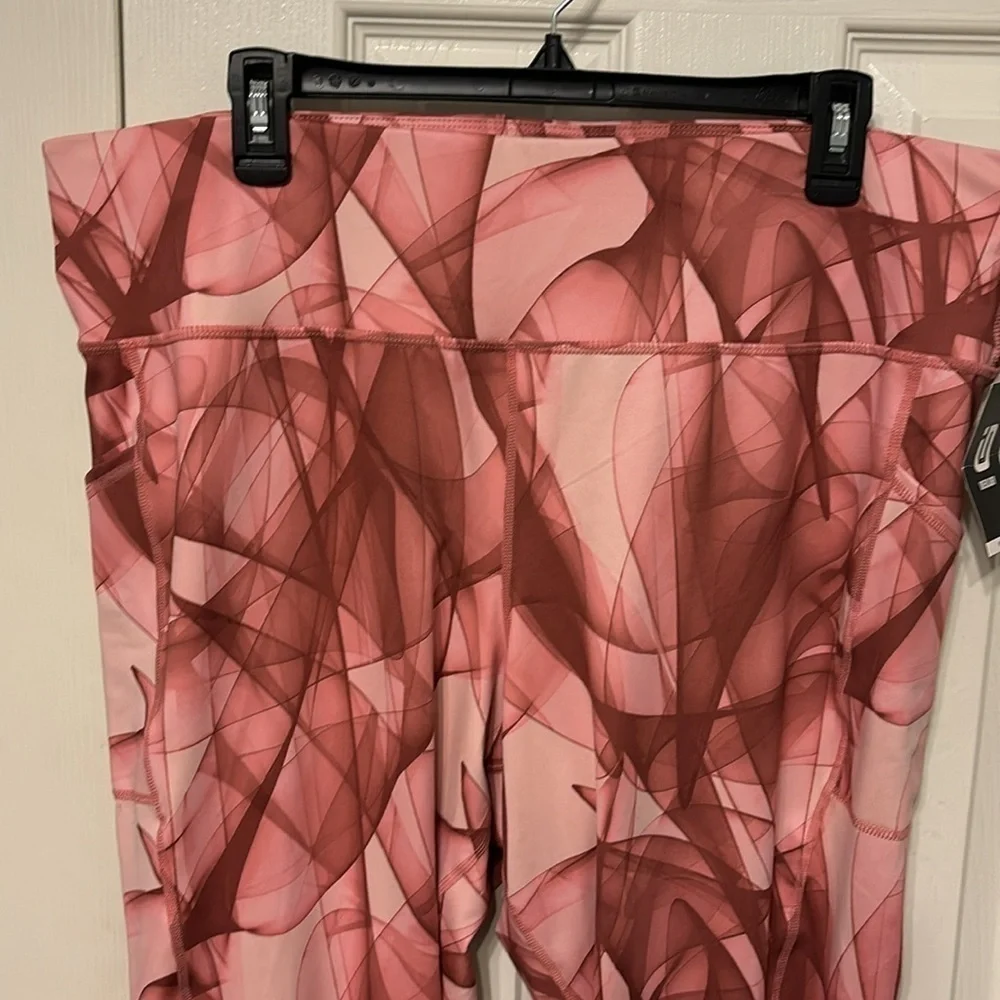 Ideology 7/8 Length Plus Size Leggings - Picture 2 of 8